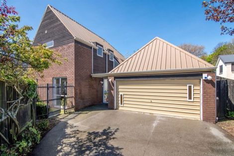 Photo of property in 2/134 Clyde Road, Ilam, Christchurch, 8041