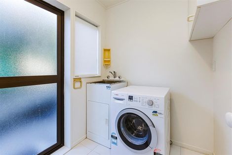 Photo of property in 77b Litten Road, Cockle Bay, Auckland, 2014