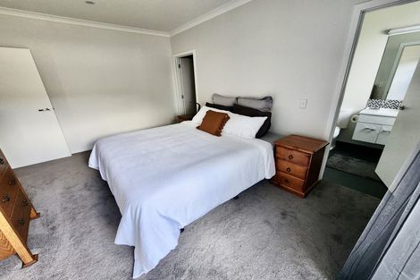 Photo of property in 4 Rotoiti Way, Poraiti, Napier, 4112