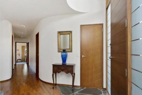 Photo of property in 96 Paritai Drive, Orakei, Auckland, 1071