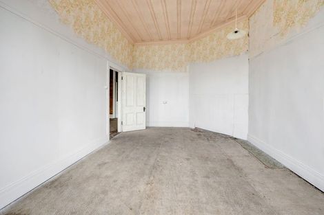 Photo of property in 15 Cornwall Street, Eltham, 4322