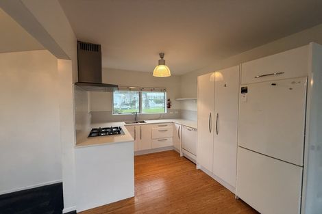 Photo of property in 281 Queens Drive, Lyall Bay, Wellington, 6022