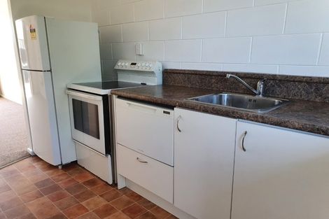 Photo of property in 8/20a Dickson Crescent, Hornby, Christchurch, 8042