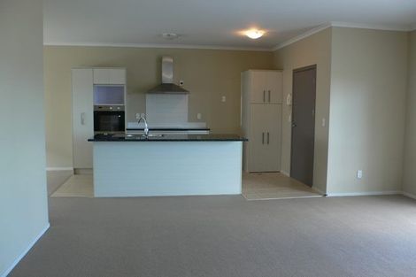 Photo of property in 6/130 Stancombe Road, Flat Bush, Auckland, 2016