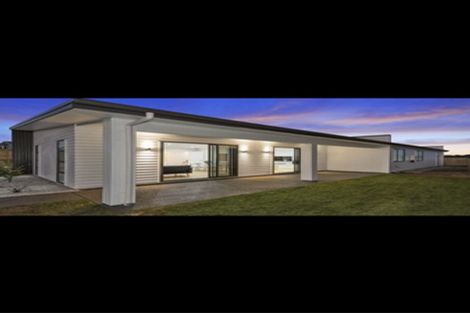 Photo of property in 9 Waireka Road, Rototuna North, Hamilton, 3210