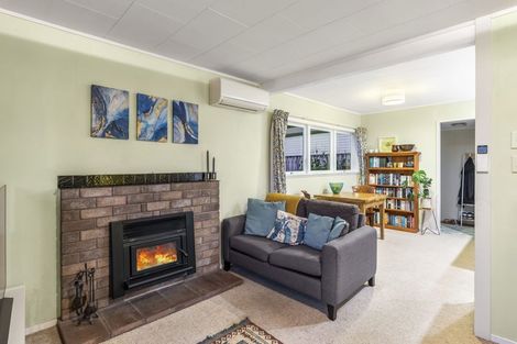 Photo of property in 63 Ruapehu Street, Paraparaumu, 5032