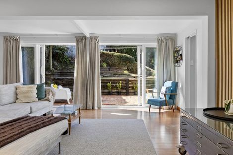 Photo of property in 73 Kurupae Road, Hilltop, Taupo, 3330