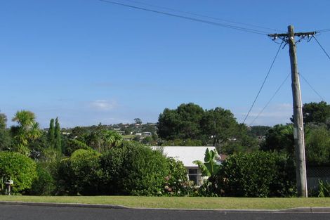 Photo of property in 1/56 Killarney Avenue, Torbay, Auckland, 0630