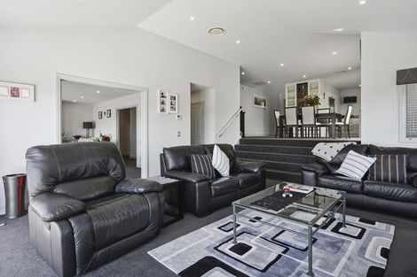 Photo of property in 71 Endeavour Drive, Whitby, Porirua, 5024