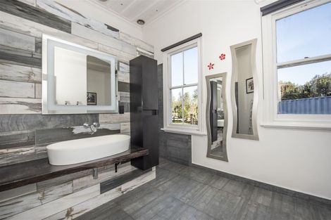 Photo of property in 353 Victoria Road, Pukemoremore, Cambridge, 3493