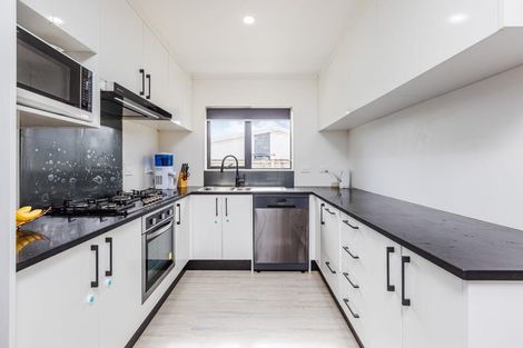 Photo of property in 4c Old Wairoa Road, Papakura, 2110