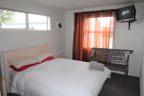 Photo of property in 5 Meadow Street, Lumsden, 9730