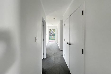 Photo of property in 16 Malone Road, Waterloo, Lower Hutt, 5011
