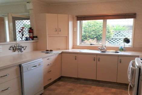 Photo of property in 32 Waimanawa Lane, Waiuku, 2123