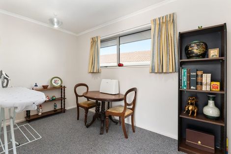 Photo of property in 36 Solway Avenue, Ilam, Christchurch, 8041