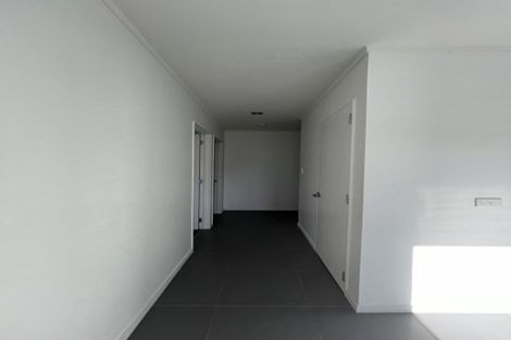 Photo of property in 2/63 Langana Avenue, Browns Bay, Auckland, 0630