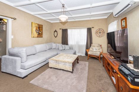 Photo of property in 190 Great South Road, Huntly, 3700