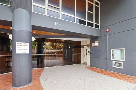 Photo of property in Orange Apartments/victoria Centr, 906/169 The Terrace, Wellington Central, Wellington, 6011