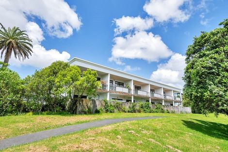 Photo of property in 5/372 Rosedale Road, Rosedale, Auckland, 0632