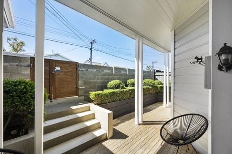 Photo of property in 30 Overtoun Terrace, Hataitai, Wellington, 6021
