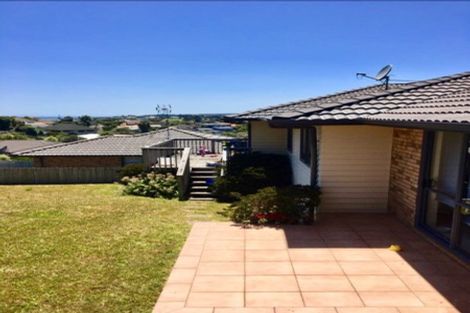 Photo of property in 1 Gulf Harbour Drive, Gulf Harbour, Whangaparaoa, 0930