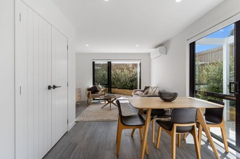 Photo of property in 2a Ellen Avenue, Hillcrest, Auckland, 0627