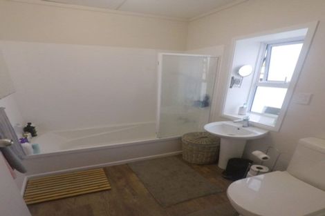 Photo of property in 12 Glen Alton Avenue, Paparangi, Wellington, 6037