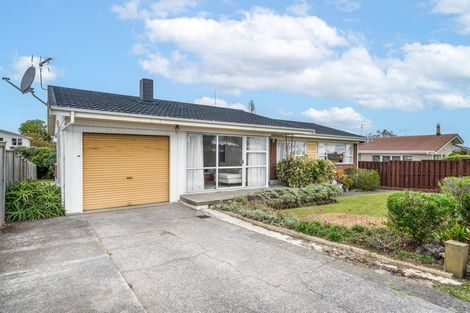 Photo of property in 78 Botany Road, Botany Downs, Auckland, 2010