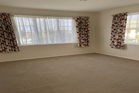 Photo of property in 98 Oakdale Road, Mount Roskill, Auckland, 1041