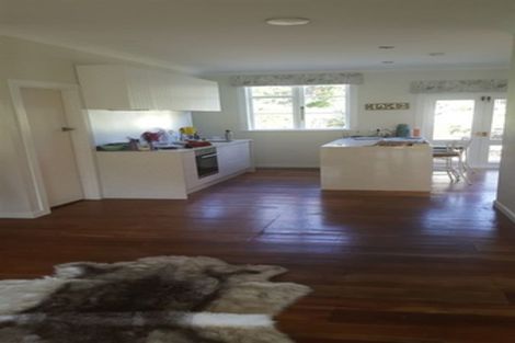 Photo of property in 185 Tahekeroa Road, Tahekeroa, Kaukapakapa, 0873