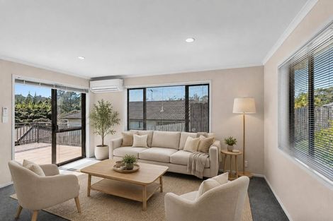 Photo of property in 100 George Deane Place, Greenhithe, Auckland, 0632