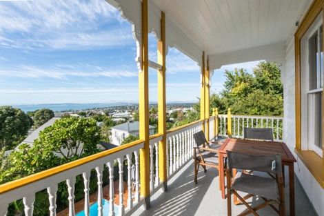 Photo of property in 15 Sealy Road, Bluff Hill, Napier, 4110