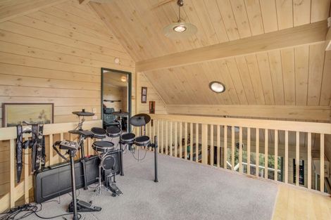 Photo of property in 16 Lichen Grove, Russell, 0272