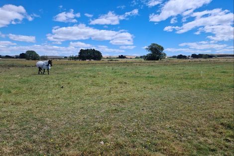 Photo of property in 33 Devils Bridge Road, Weston, Oamaru, 9492
