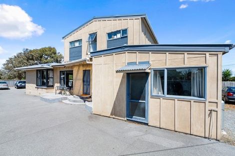 Photo of property in 195 Springs Road, Hornby, Christchurch, 8042