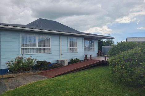 Photo of property in 15b Farnworth Crescent, Whakatane, 3120