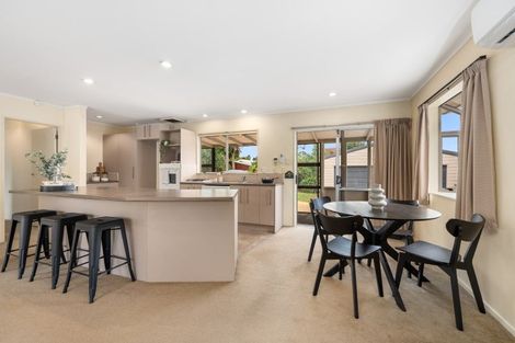 Photo of property in 12 Humphries Place, Awapuni, Palmerston North, 4412