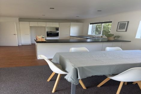 Photo of property in 10 Wallace Road, Waipukurau, 4200