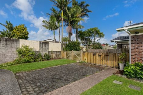 Photo of property in 1/42 Frank Evans Place, Henderson, Auckland, 0610