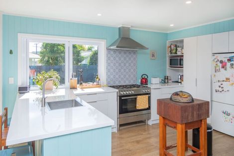 Photo of property in 43a Emily Street, Riverdale, Gisborne, 4010