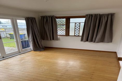 Photo of property in 660 Te Atatu Road, Te Atatu Peninsula, Auckland, 0610