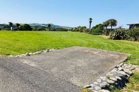 Photo of property in 37 Rochdale Road, Riversdale Beach, Masterton, 5872