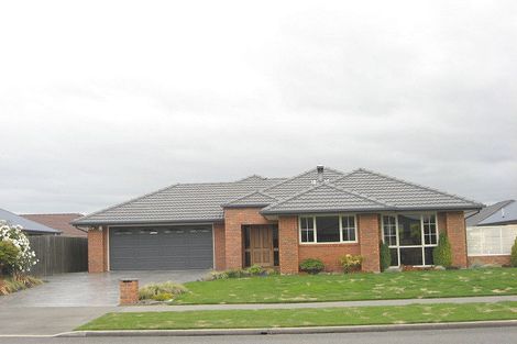 Photo of property in 72 Broadhaven Avenue, Parklands, Christchurch, 8083