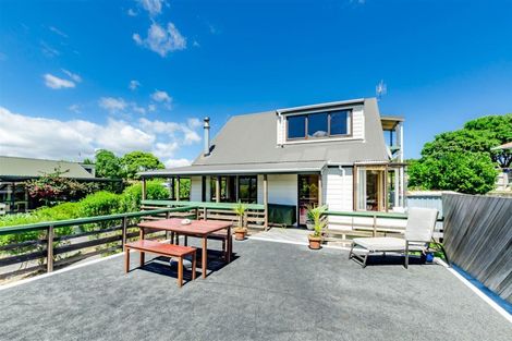 Photo of property in 20 Pohutukawa Crescent, Raumati Beach, Paraparaumu, 5032