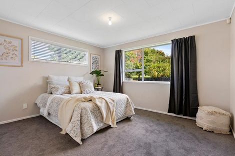 Photo of property in 39 Court Town Close, Mangere, Auckland, 2022