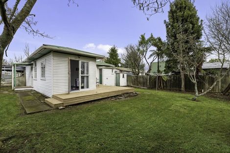 Photo of property in 1b Farnworth Avenue, Holdens Bay, Rotorua, 3010