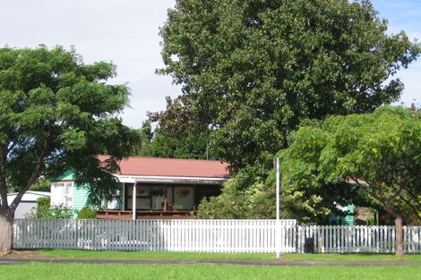 Photo of property in 65 Universal Drive, Henderson, Auckland, 0610