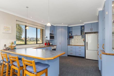 Photo of property in 54 Gravatt Road, Papamoa Beach, Papamoa, 3118