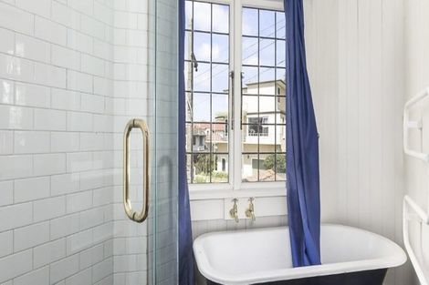 Photo of property in 15 Constitution Street, Dunedin Central, Dunedin, 9016