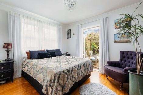 Photo of property in 1/28 Kea Place, Mangere Bridge, Auckland, 2022